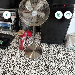 Fan Retro Style
