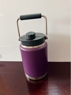 YETI RAMBLER® HALF GALLON JUG