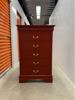 🚨Free Delivery Red Pepper Solid Wood Dresser