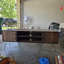 FLASH SALE. VARIOUS ITEMS
