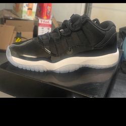 Air Jordan 11 Retro (GS) Size 4 1/2Y