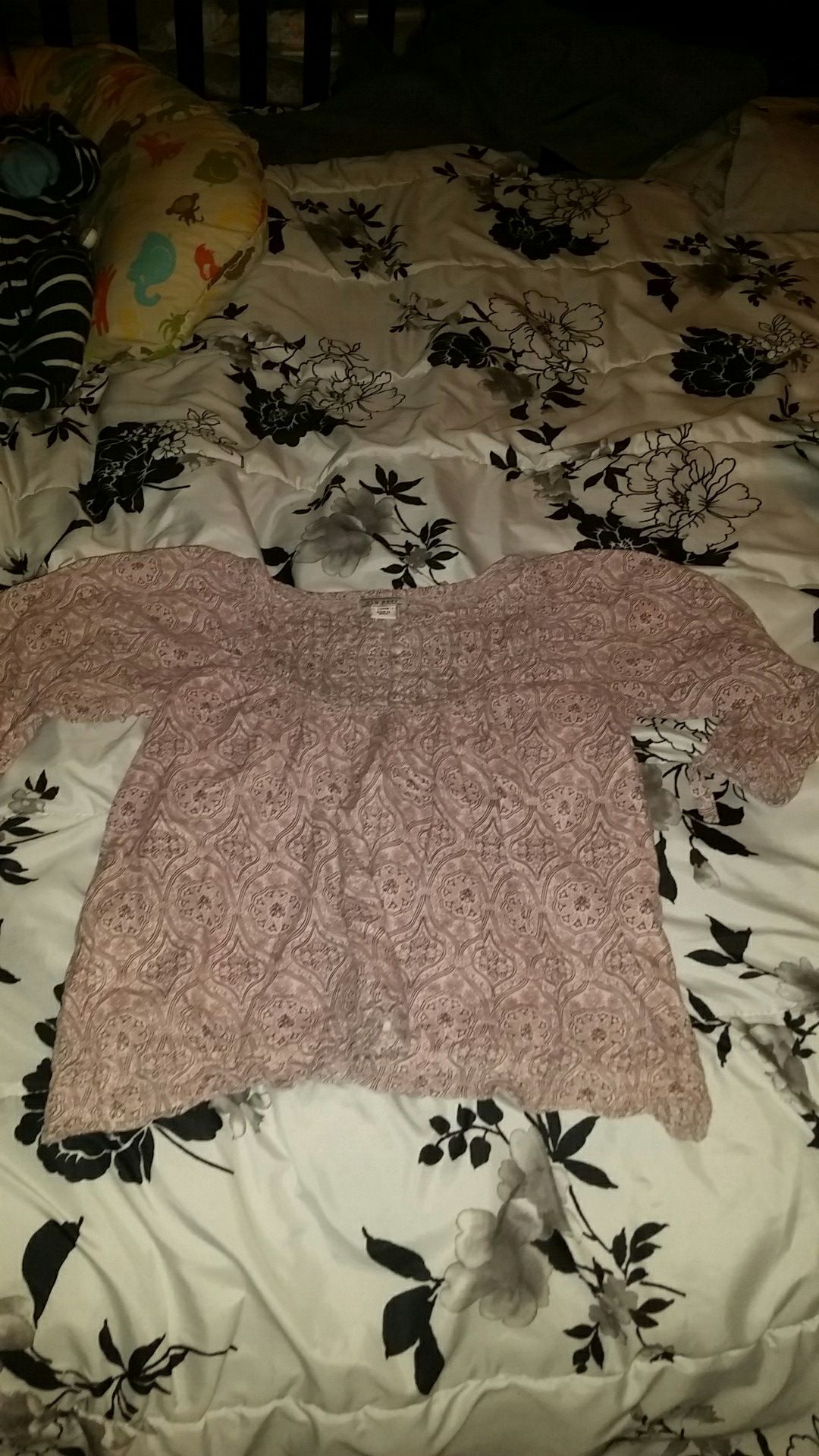Clothes 9 shirts
