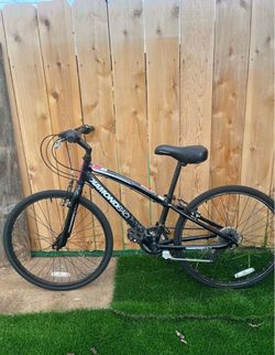 Diamondback hybrid bike 24”