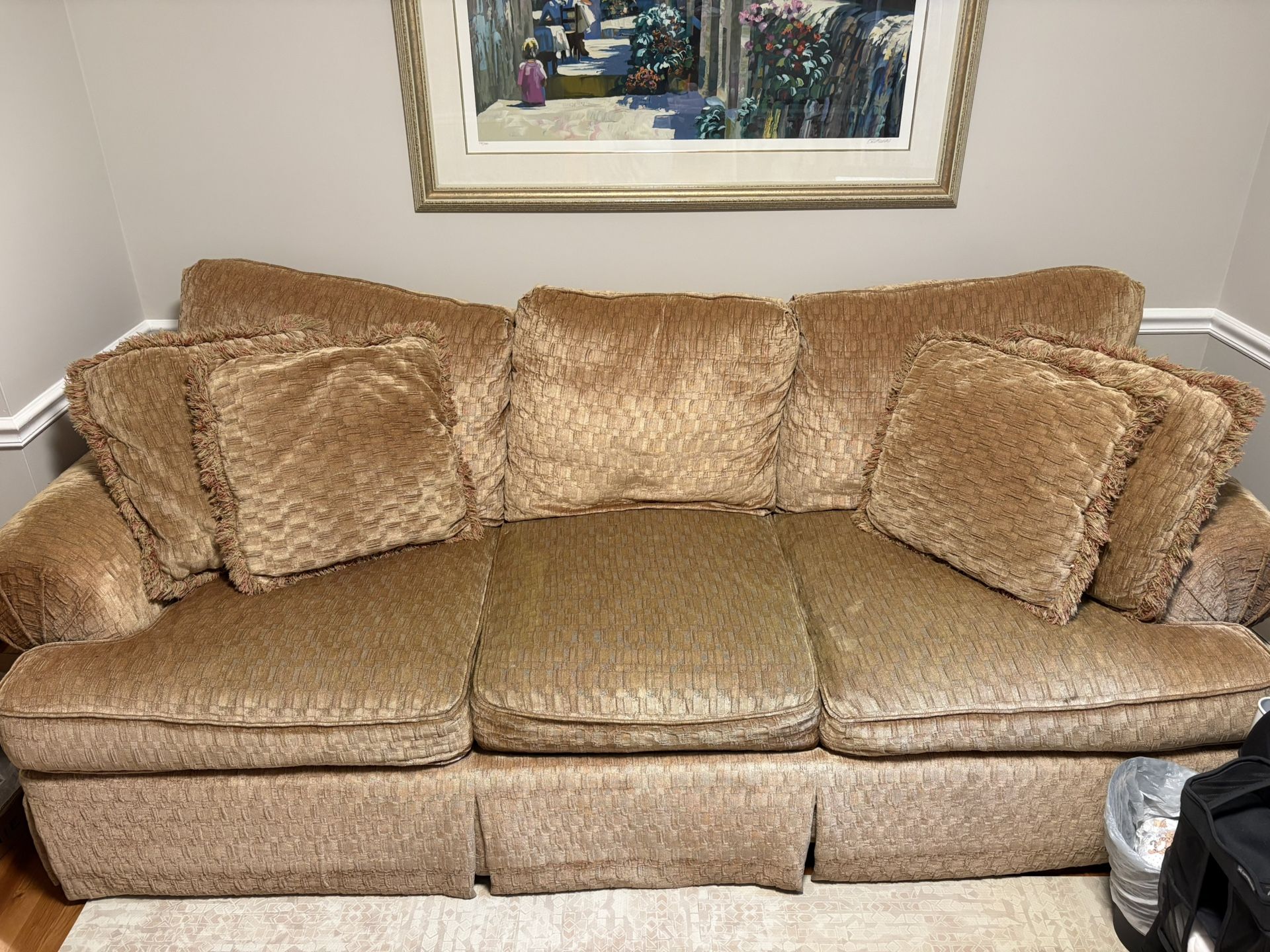 Super Comfy Couch