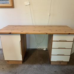 Table/ Desk