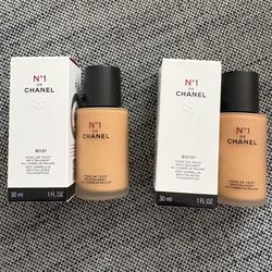CHANEL Revitalizing Foundations 