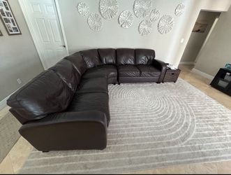🛋️ NEW DROP! 🔥 Just In: Brown Leather Sectional – Cleaned & Ready for a New Home