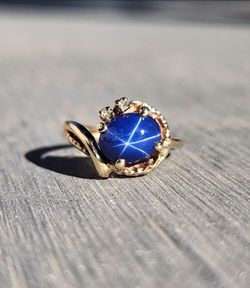 14K Yellow Gold 1.52ctw. Star Sapphire & Diamond Cluster Ring