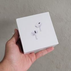 Apple Airpods Pro Gen 2 with USB-C 