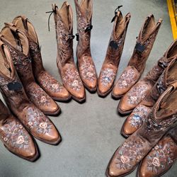 Ladies Boot SHYANNE. Brown With Multity Embroidery. 