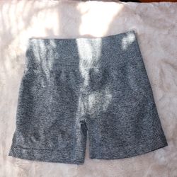 Grey sportswear shorts #activewear #shorts #sport