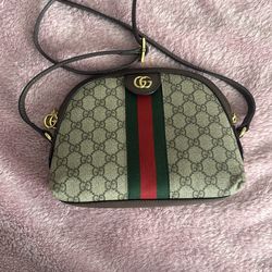 Gucci purse