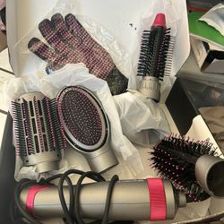 Hair brush set