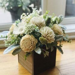 Centerpieces Made With Wood Flowers