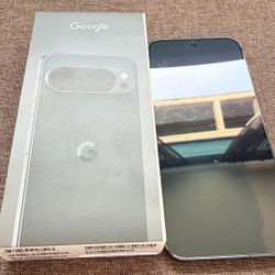 UNLOCKED. Caja Habierta. 