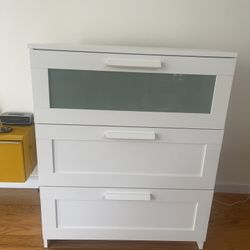 IKEA White Drawer With Three Compartments 
