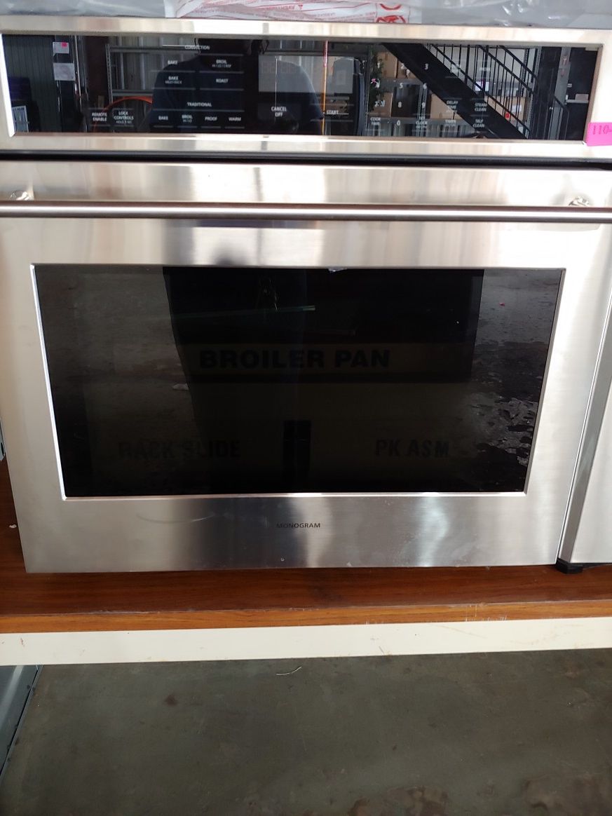 MONOGRAM CONVECTION OVEN