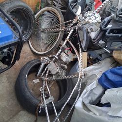 Lowrider Custem Twst And Moter Bike Do Not Have Back Tire You Finish The Hard Part Is Done 500obo