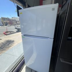 Kenmore Top & Bottom In White New Open Box 2021