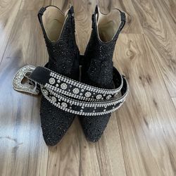 Womens Boots And Belt 