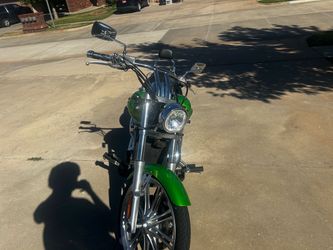 Kawasaki Vulcan 900cc classic