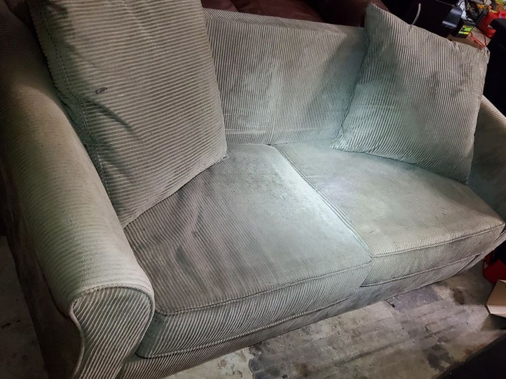 Retractable Sleeper Couch