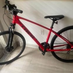 Trek Dual Sport 2 Bicycle