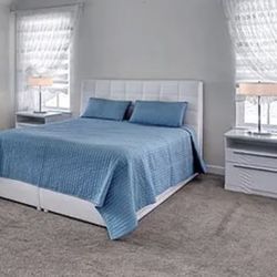 Queen Size Storage Bed