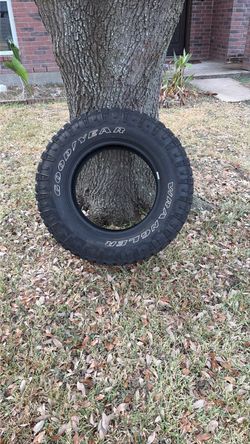 4 Good year tires 320$ each