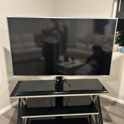 Samsung MU7000 4K 55” w/ Rotating TV Stand