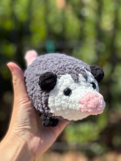 Crochet Opossum plushie 🐀 handmade 🐀