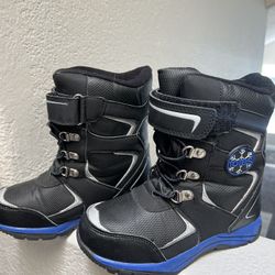 Snow Boots 