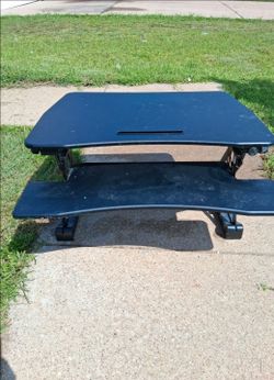 Adjustable Standing desk