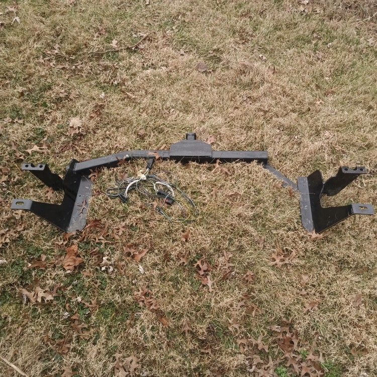 Tow Hitch And Elec Harness