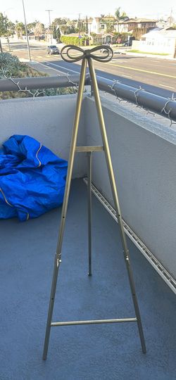 Gold Easel