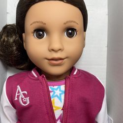 NEW✨NIB✨American Girl Truly Me Doll #117 “Sofia”