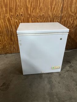 GE deep chest freezer works very great