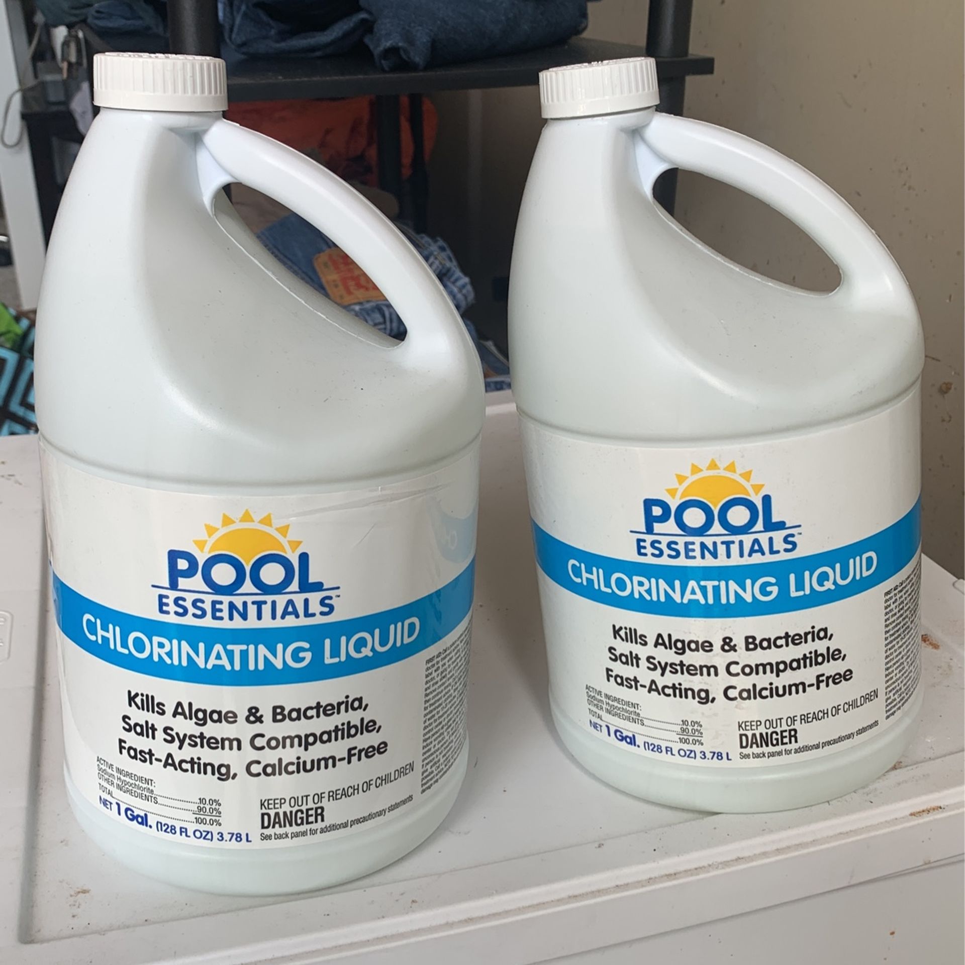 2 Gallons Of Pool Chlorine 