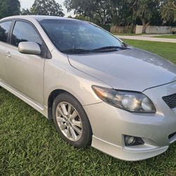 2009 TOYOTA COROLLA SE