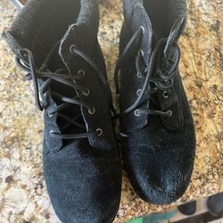 Ladies Shoes, Size 11