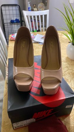 High heels size 8