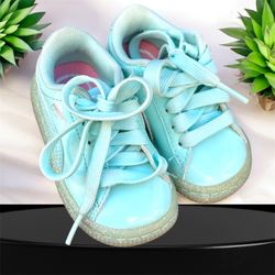 puma girls shoes Size 4