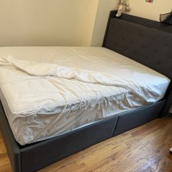 Bed Size Full With Plastic Protección And Frame 