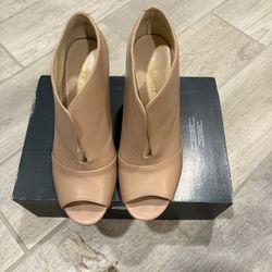 Nine West Open Toe High Heel Size 7