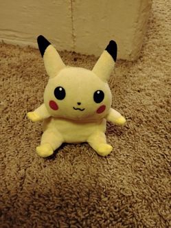 Pikachu Pokémon Plush Stuffed Toy