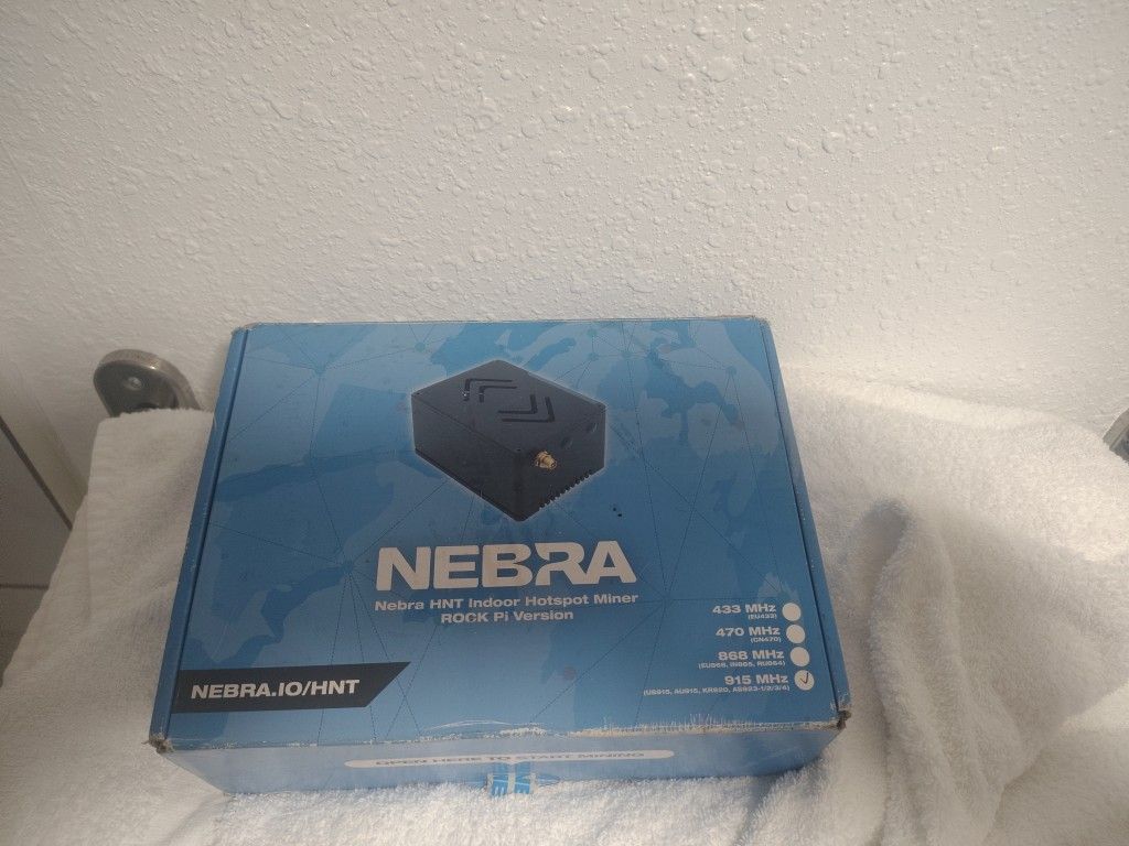 Nebra HNT ROCK PI Hotspot And HNT Crypto Miner