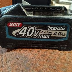 Makita
40V Max XGT 4.0Ah Battery