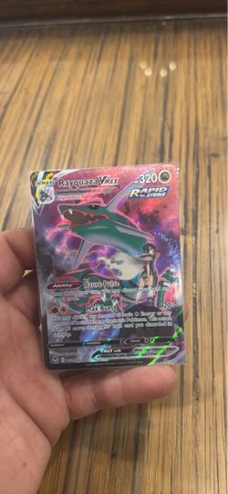 Rayquaza VMAX Rapid Strike Pokémon Card