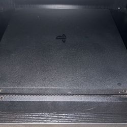 Refurbished Black PS4 1 TB 
