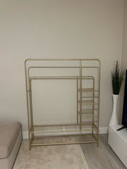 Clothing rack